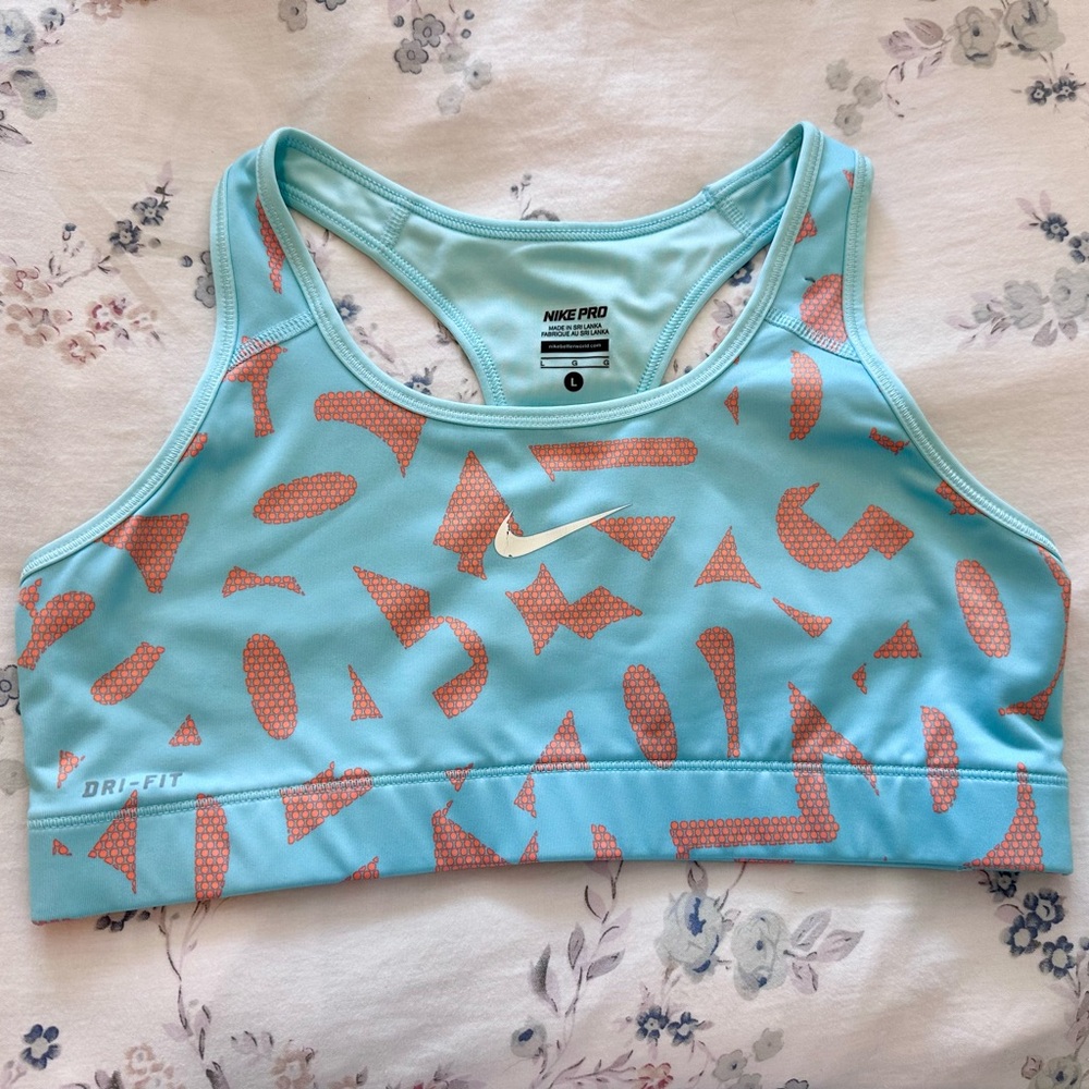 Nike Pro Sports Bra
